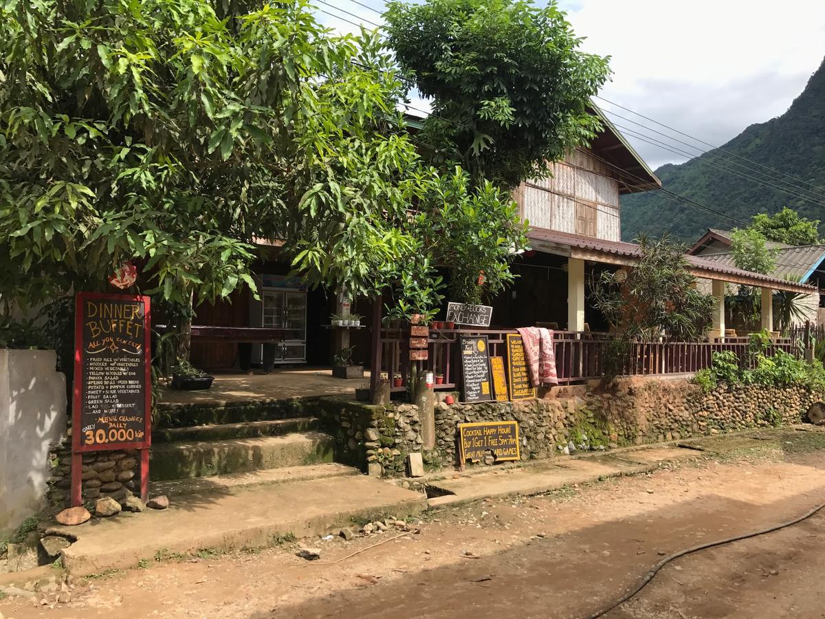 Riverview Bungalows & Gh Muang Ngoi Luaran gambar