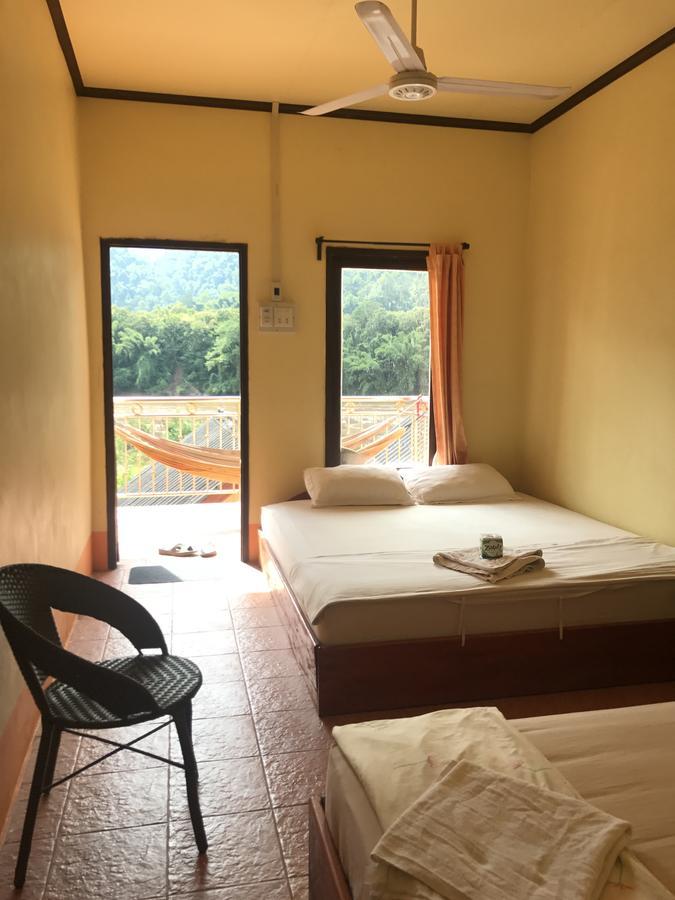 Riverview Bungalows & Gh Muang Ngoi Luaran gambar