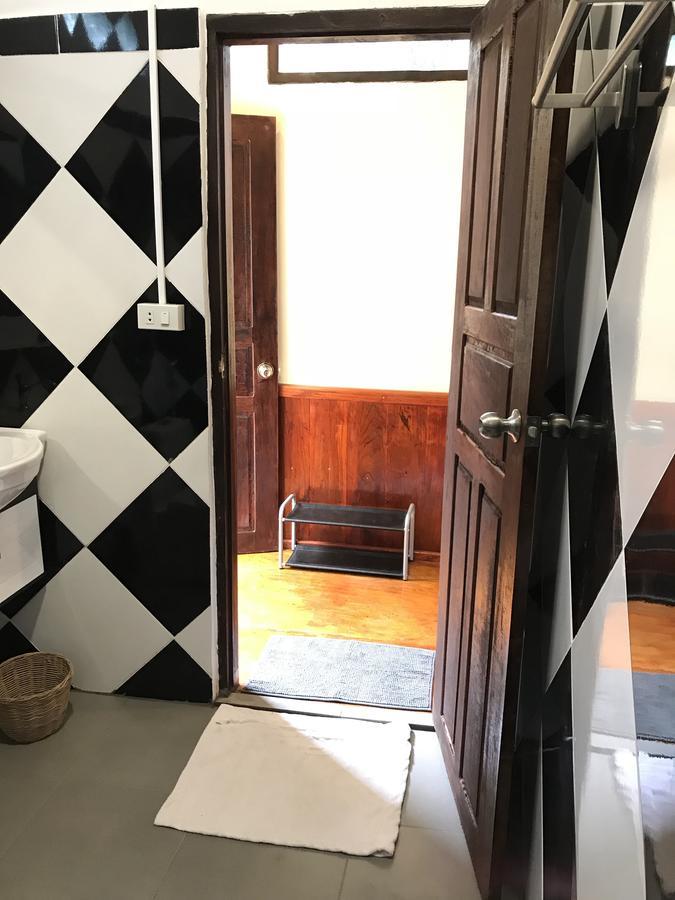 Riverview Bungalows & Gh Muang Ngoi Luaran gambar